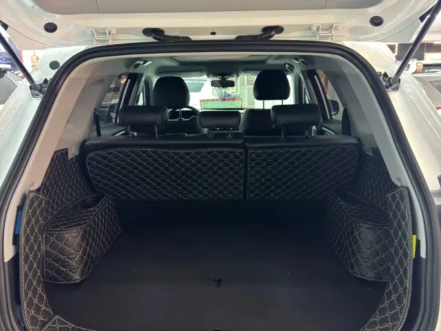 Chery Tiggo 8 — Фото автомобиля 12