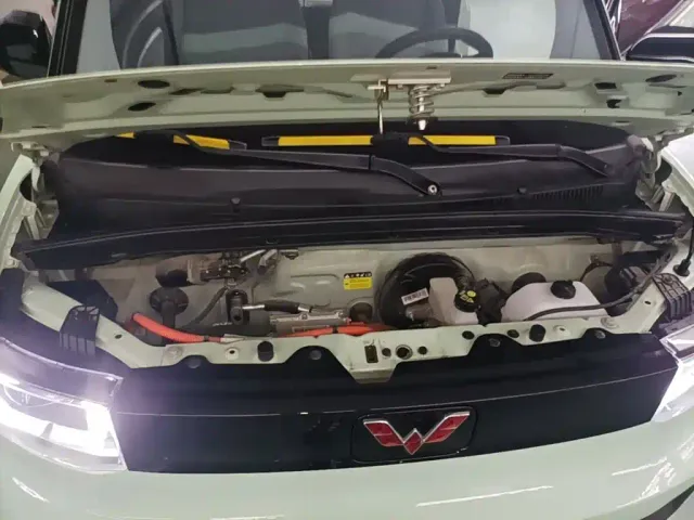 Wuling Hongguang Mini EV — Фото автомобиля 13