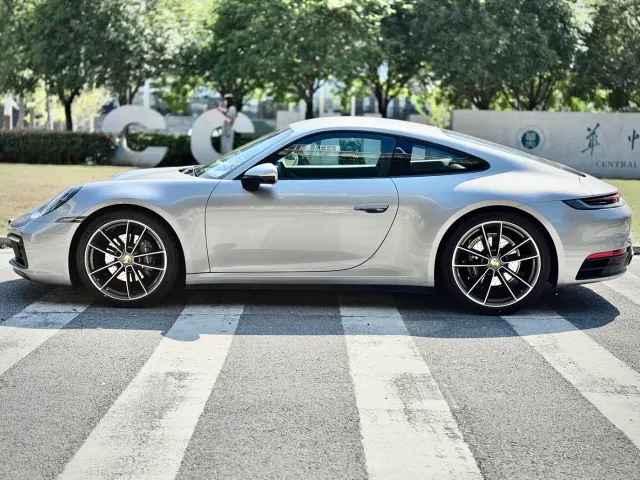 Porsche 911 — Фото автомобиля 9