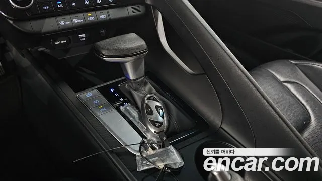 Hyundai Avante CN7 — Фото автомобиля 12