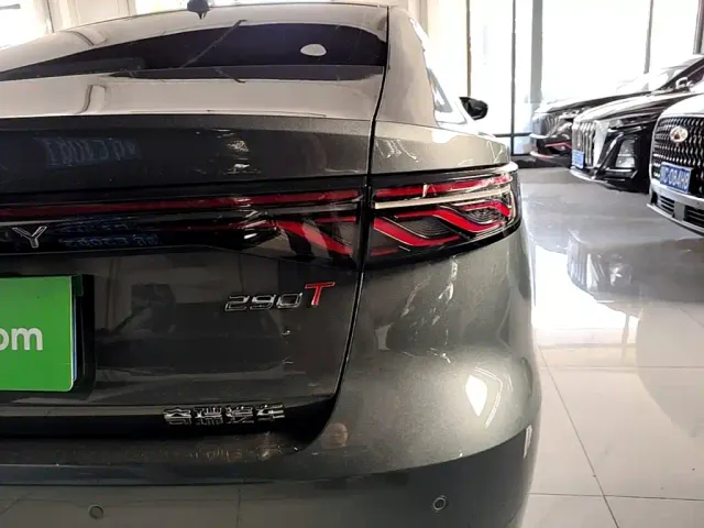Chery Arrizo 8 — Фото автомобиля 7