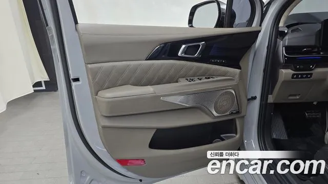 Kia Canival Новый Carnival 4 поколение Бензин 9 мест Hi-Limousine (Спецкузов) — Фото автомобиля 20