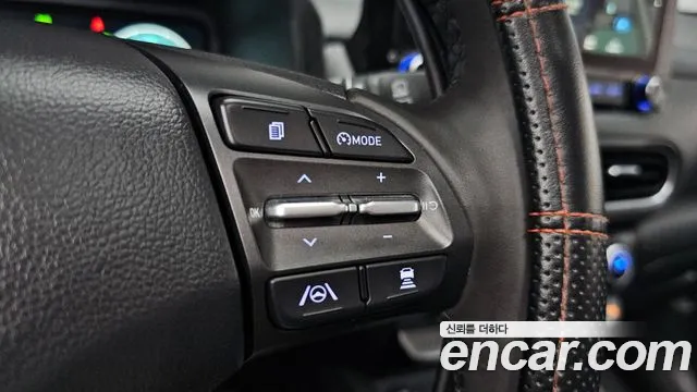 Hyundai Kona — Фото автомобиля 30