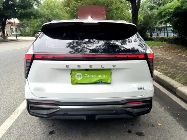 Geely Boyue L — Фото автомобиля 5