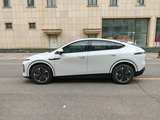 Xpeng G6 — Фото автомобиля 6