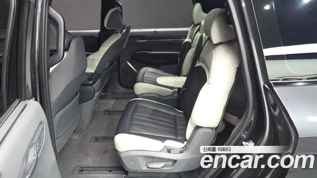 Kia EV9 — Фото автомобиля 11