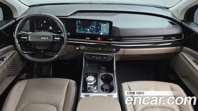 Kia Carnival — Фото автомобиля 7