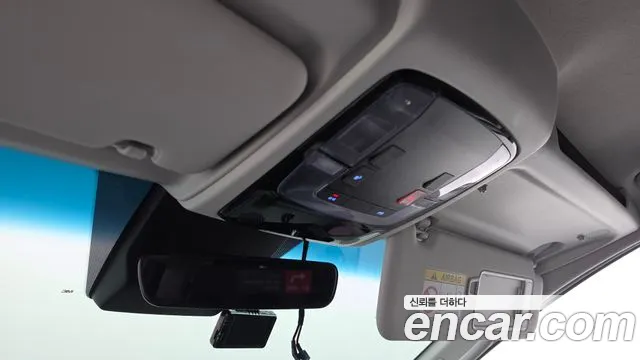Hyundai Staria — Фото автомобиля 24