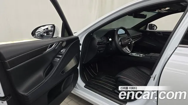 Genesis G80 RG3 — Фото автомобиля 15