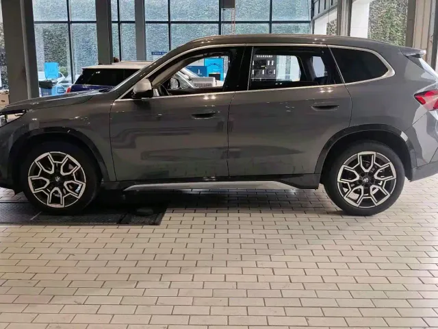 BMW X1 — Фото автомобиля 3