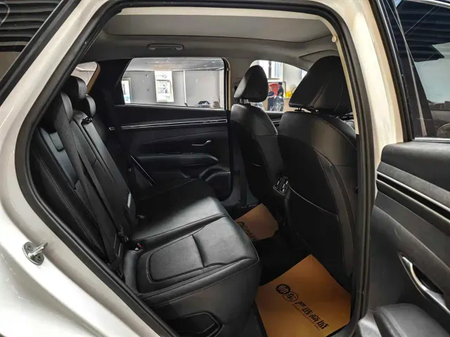 Hyundai Tucson — Фото автомобиля 11