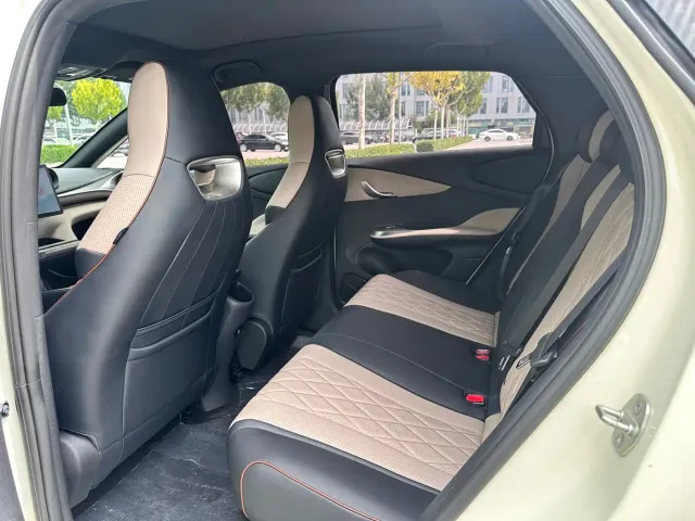BYD Dolphin — Фото автомобиля 8