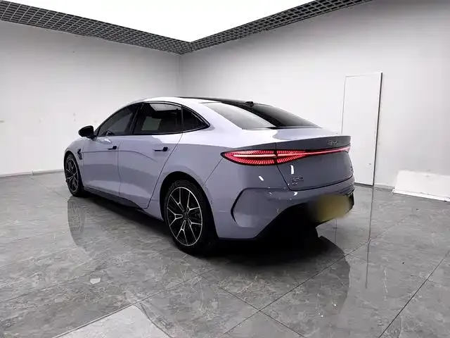 BYD Seal — Фото автомобиля 3