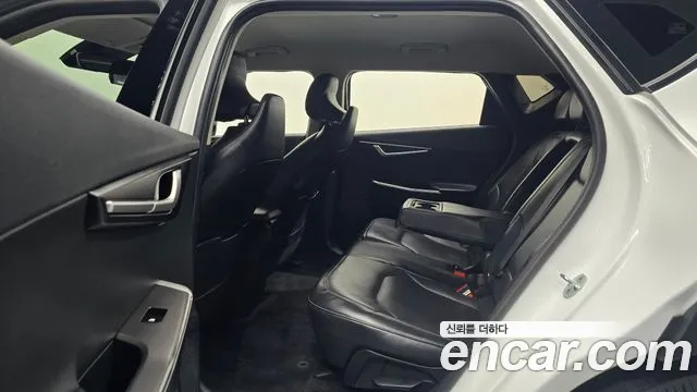 Kia EV6 — Фото автомобиля 12