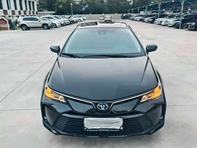 Toyota Corolla — Фото автомобиля 2