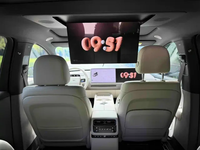 Li Auto Li Auto i6 2025 4WD Base Model — Фото автомобиля 6