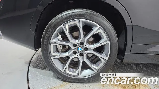 BMW X1 — Фото автомобиля 5