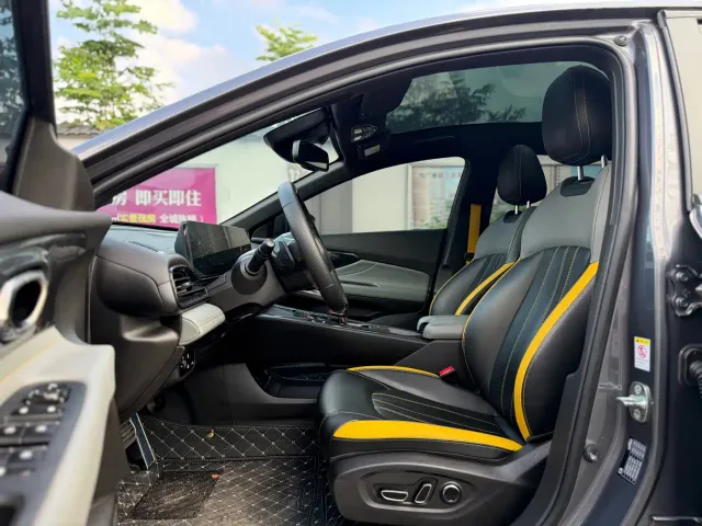GAC Trumpchi Emkoo — Фото автомобиля 13