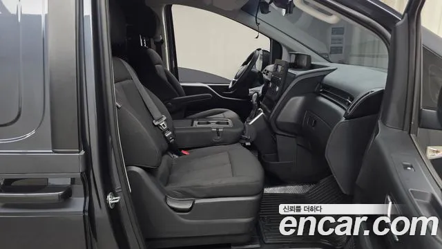 Hyundai Staria Staria Карго 3 места — Фото автомобиля 11
