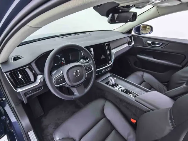 Volvo S60 — Фото автомобиля 21