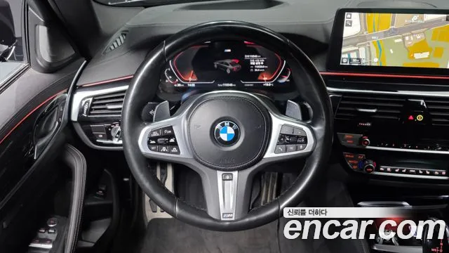 BMW 5 Series G30 — Фото автомобиля 19