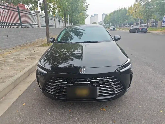 Buick Regal — Фото автомобиля 2