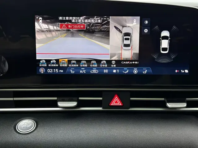 Hyundai Elantra 2022 1.5L CVT LUX Premium Edition — Фото автомобиля 13