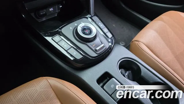 Kia Seltos Новый Seltos Бензин 2.0 2WD — Фото автомобиля 9