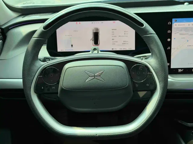 Xpeng P7 — Фото автомобиля 15