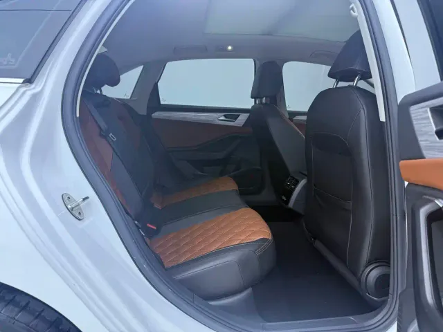 Volkswagen Sagitar — Фото автомобиля 18