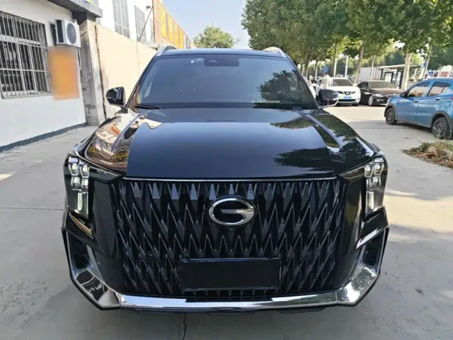 GAC Trumpchi GS8 — Фото автомобиля 2