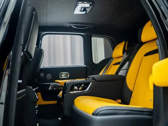 Rolls-Royce Cullinan — Фото автомобиля 12