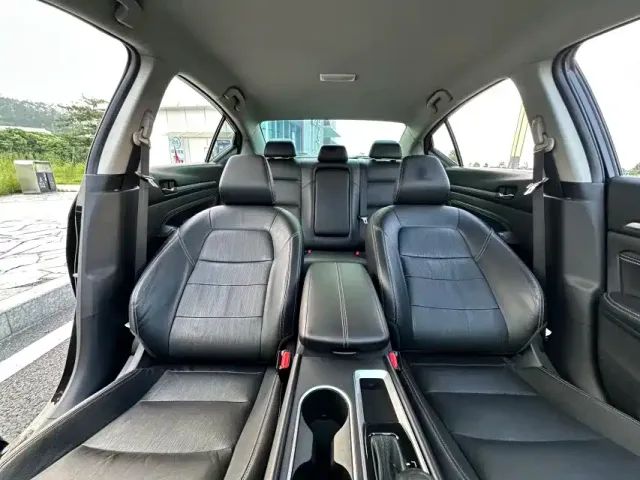 Nissan Teana — Фото автомобиля 11