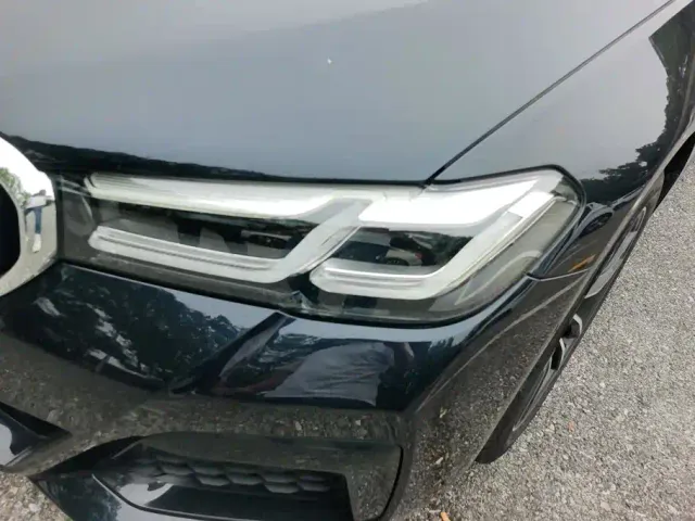 BMW 5 Series — Фото автомобиля 5