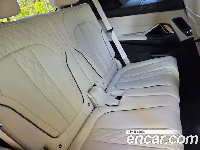 BMW X7 G07 — Фото автомобиля 18
