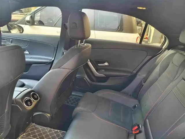 Mercedes-Benz Mercedes-Benz A-Class 2024 Facelift A 200 L Fashion — Фото автомобиля 5
