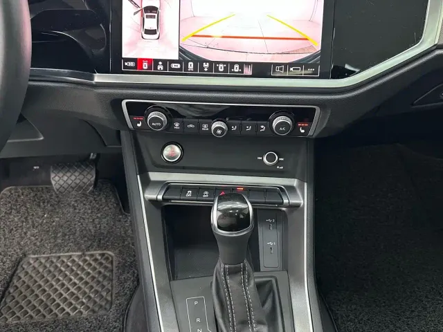 Audi Q3 — Фото автомобиля 14