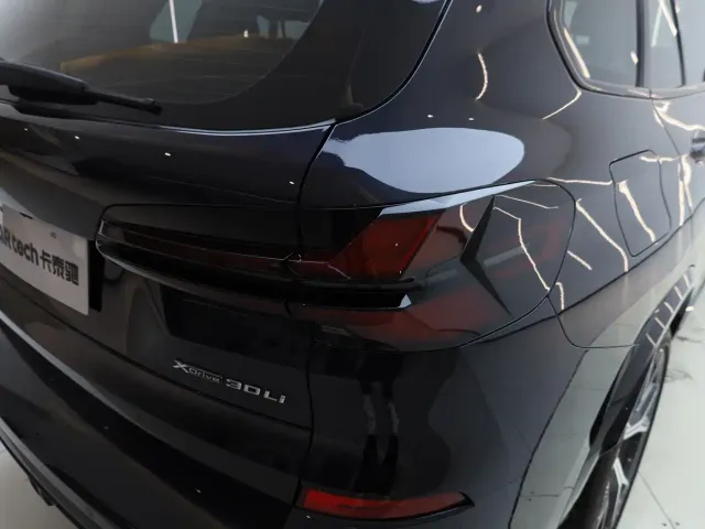 BMW X5 — Фото автомобиля 10