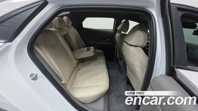 Hyundai AVANTE Avante (CN7) — Фото автомобиля 18
