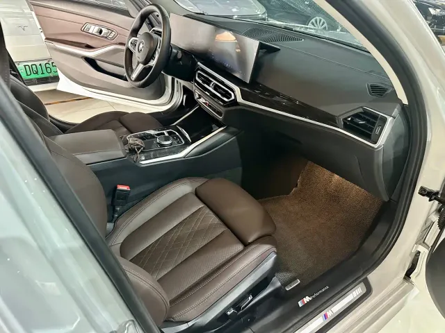 BMW 3 Series — Фото автомобиля 12