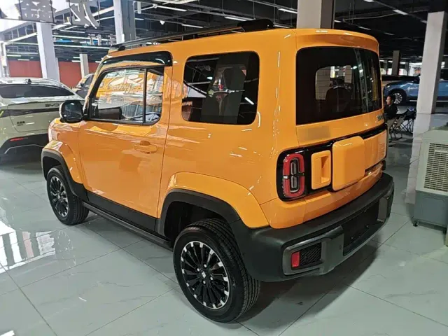 Baojun Yep — Фото автомобиля 4