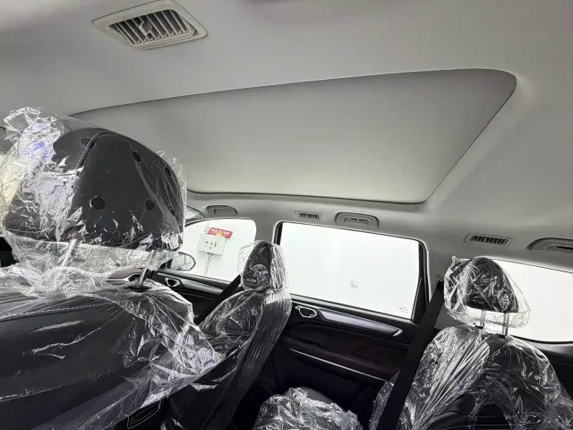 GAC Trumpchi M6 — Фото автомобиля 16