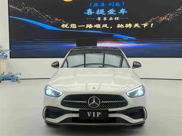 Mercedes-Benz C-Class — Фото автомобиля 2