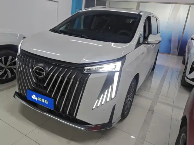 Фотография автомобиля — GAC Trumpchi M8