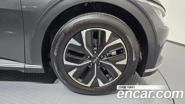 Kia EV6 — Фото автомобиля 21