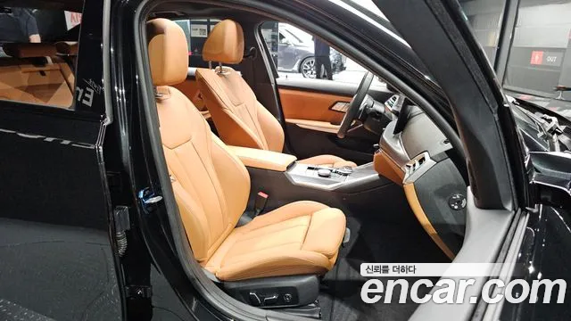 BMW 3-Series 3 серия (G20) 320i M Sport — Фото автомобиля 10