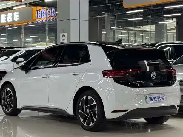 Volkswagen ID.3 — Фото автомобиля 3