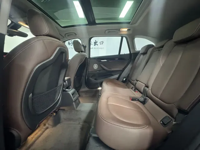 BMW X1 — Фото автомобиля 7