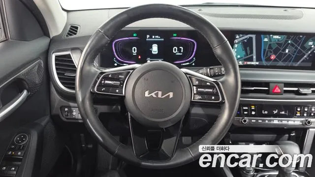 Kia Seltos Новый Seltos Бензин 1.6 турбо 2WD — Фото автомобиля 13