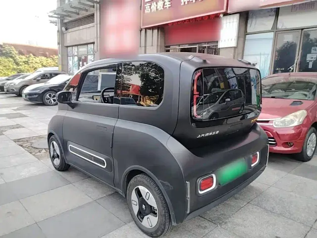 Baojun KiWi EV — Фото автомобиля 4